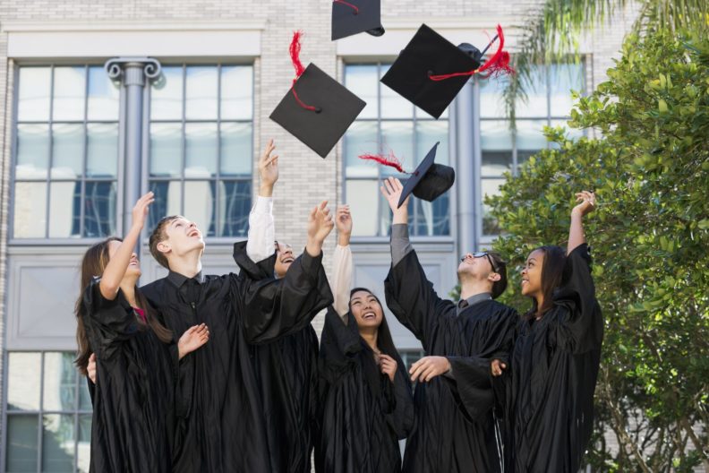 Image for Fewer pupils expecting to go to university, says survey